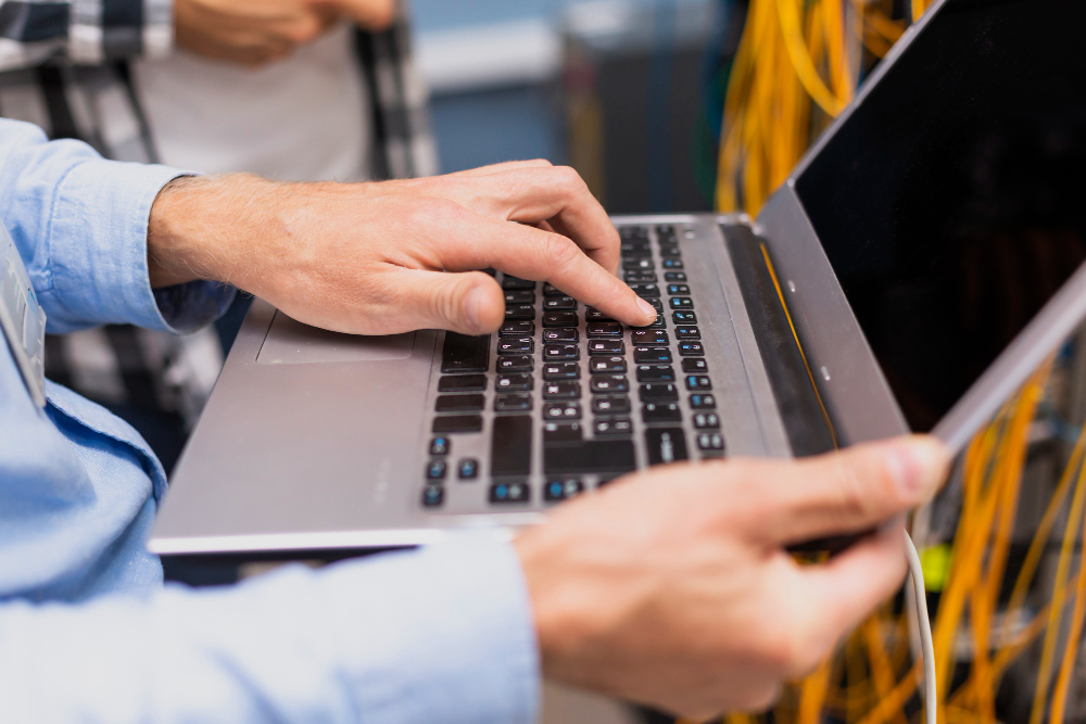 Data- och IT-service i Sverige – när datorer, nätverk och system behöver fungera